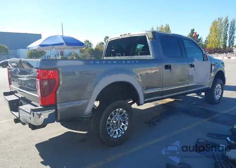 2022 Ford F-250 Xlt z USA, uszkodzony, nr VIN 1FT7W2BN9NEF83907